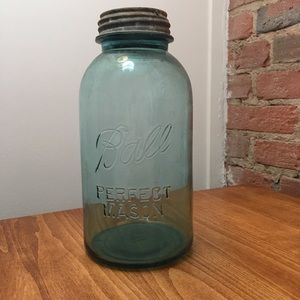Vintage Ball Perfect Mason Jar Blue Glass zinc lid